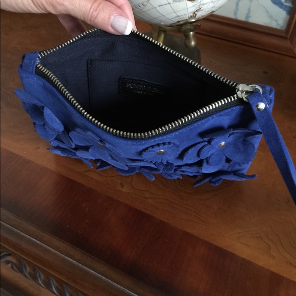 NWOT Royal Blue Studded Wristlet - Picture 3 of 8